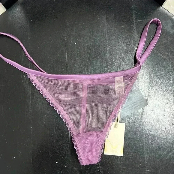 NWT Myla Verity Close Lavender Thong - Picture 1 of 3